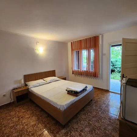 Casă la țară La Livadă Vama Veche